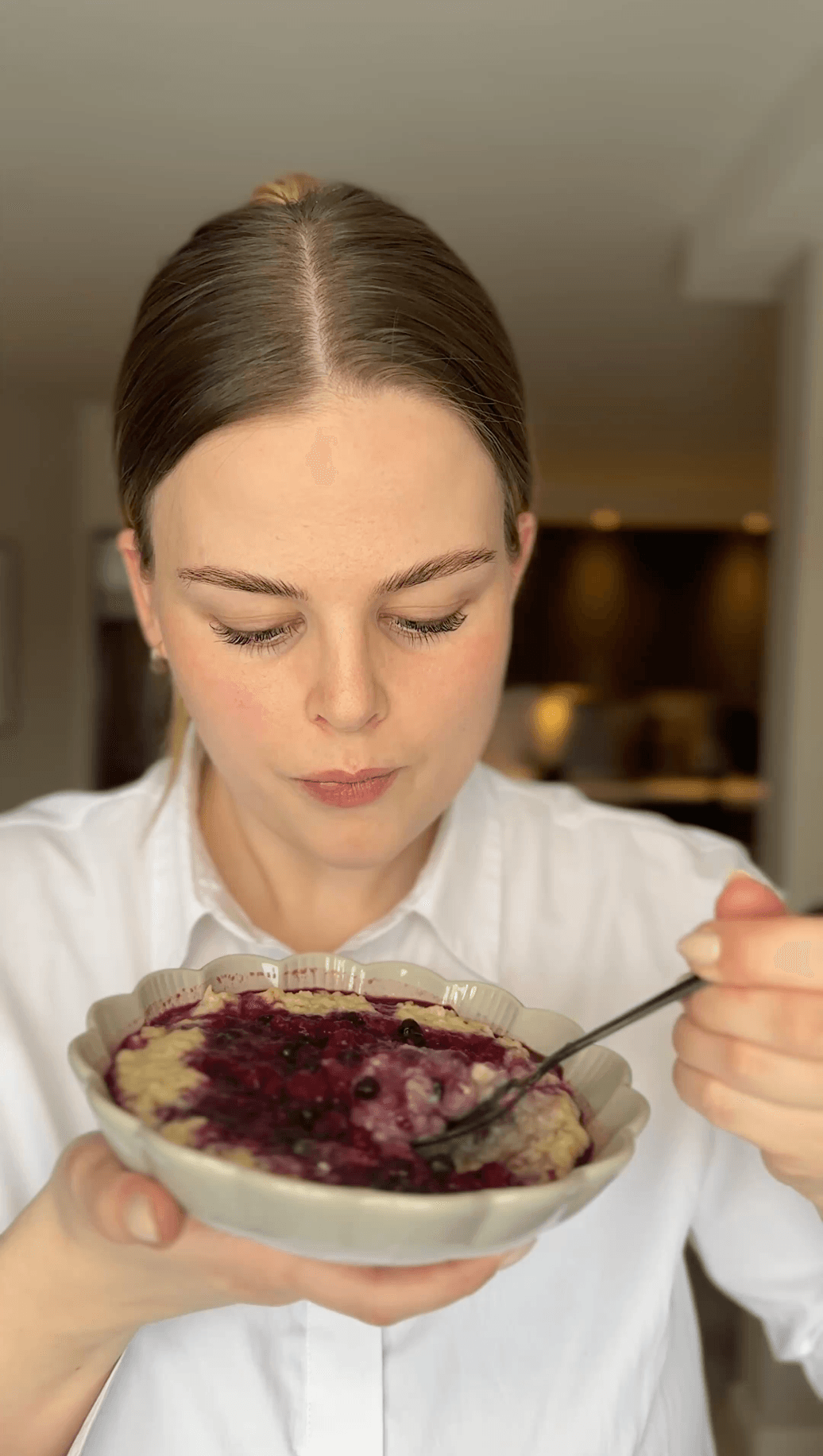 Miniatyrbilde for Havregrøt med bær